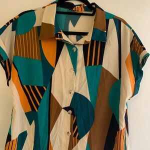 Geometric Short Sleeve Button Up